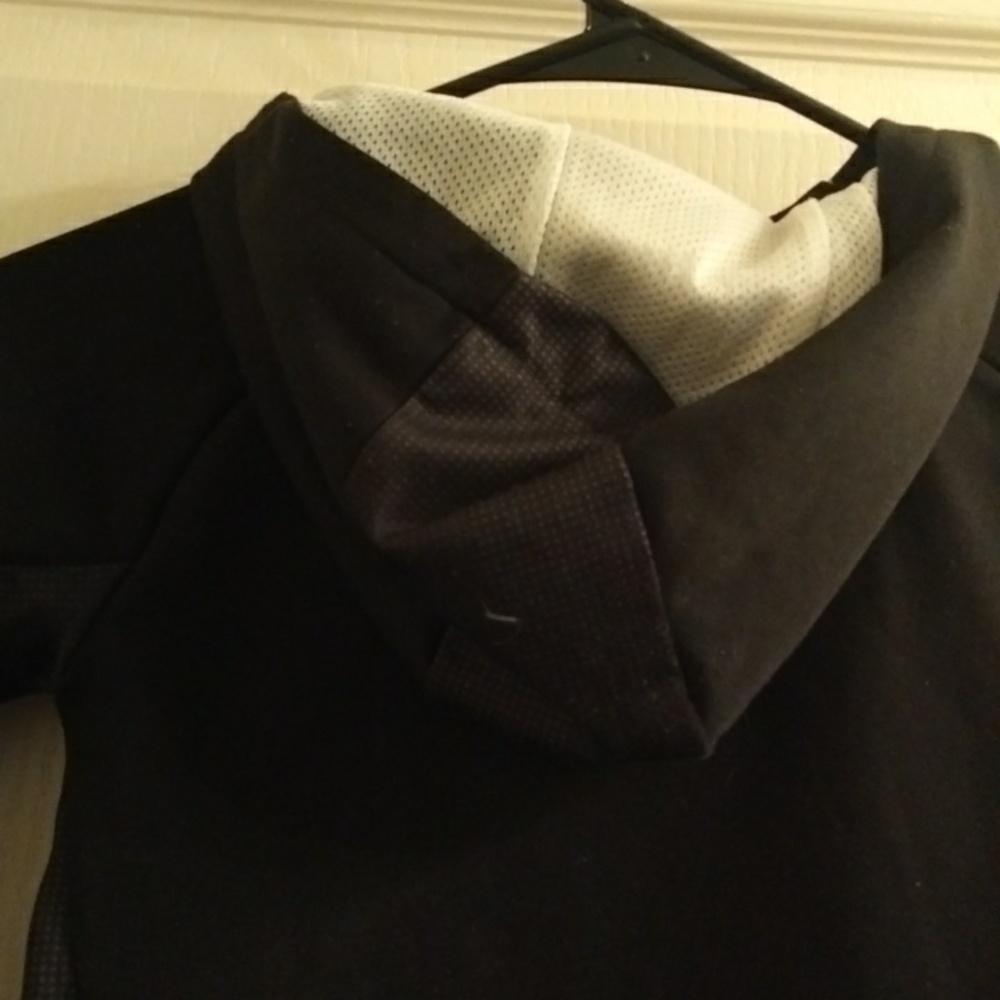 Kids Nike Jogger Set ( Pants + Jacket) - Picture 4 of 5
